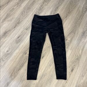 Spyder Active Sport Black Leggings size medium